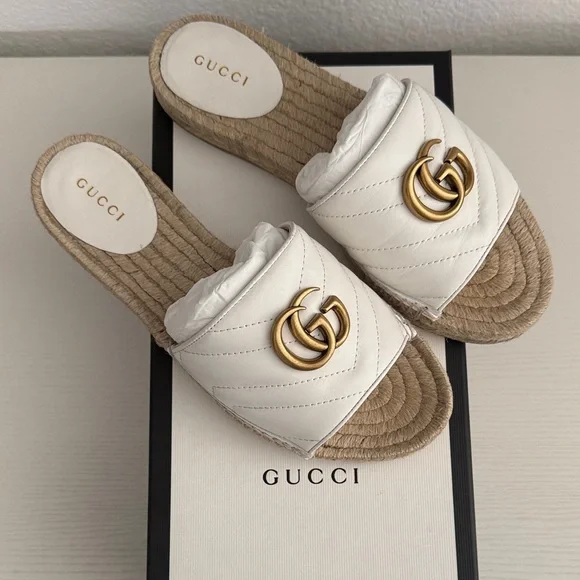 Gucci Women's White Espadrille Slides with Gold Logo - Picture 2 of 7